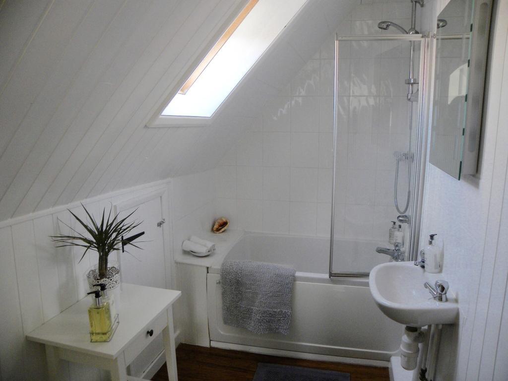 Twiga House Bed And Breakfast Wareham Habitación foto