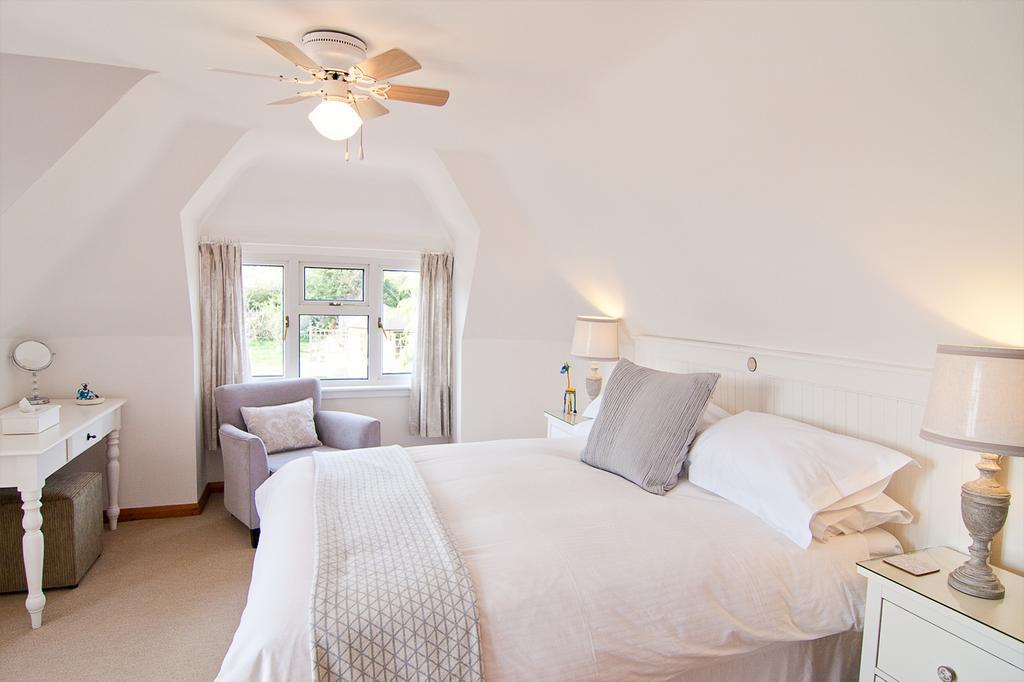 Twiga House Bed And Breakfast Wareham Habitación foto